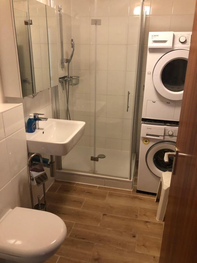 Apartment Schone 2 1/2 Ferienwohnung In - Hoamatle - *